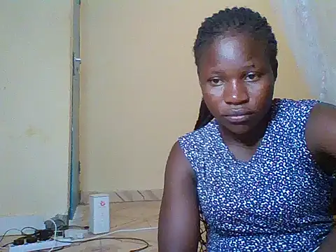 Snapshot of prettychic5 chatting on 4, 2, 2026 prettychic5 online show from 4, 2, 2026