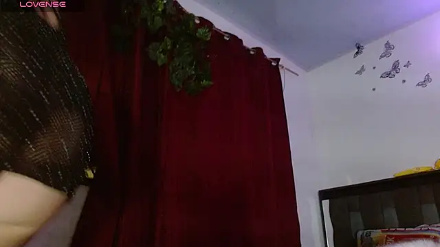 DULCE ZOE online show from 24, 2, 2026