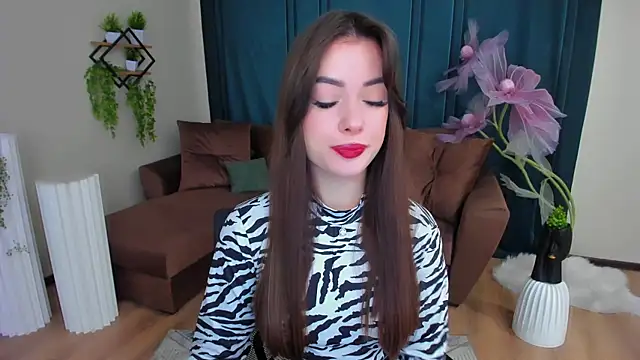 Snapshot of PutOnRepeat chatting on 27, 11, 2025 PutOnRepeat online show from 27, 11, 2025