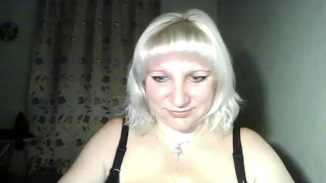 Snapshot of MeilomaWesa chatting on 18, 10, 2025 MeilomaWesa online show from 18, 10, 2025