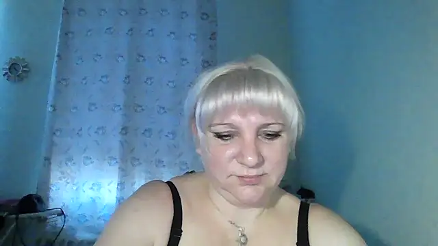 Snapshot of MeilomaWesa chatting on 14, 11, 2025 MeilomaWesa online show from 14, 11, 2025