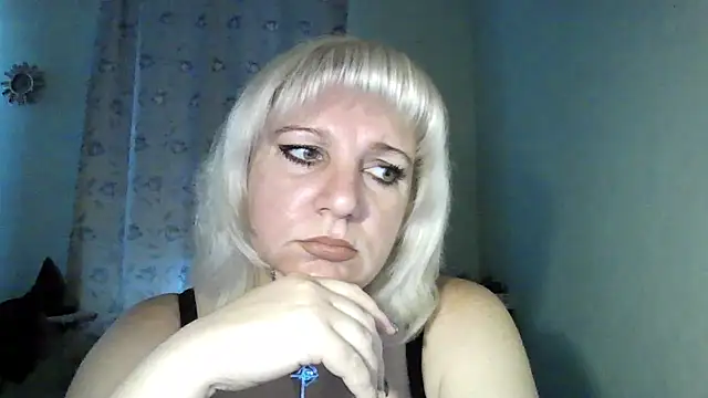 Snapshot of MeilomaWesa chatting on 31, 10, 2025 MeilomaWesa online show from 31, 10, 2025