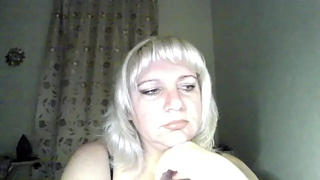 Snapshot of MeilomaWesa chatting on 30, 10, 2025 MeilomaWesa online show from 30, 10, 2025