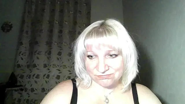 Snapshot of MeilomaWesa chatting on 25, 10, 2025 MeilomaWesa online show from 25, 10, 2025