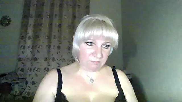 Snapshot of MeilomaWesa chatting on 25, 11, 2025 MeilomaWesa online show from 25, 11, 2025