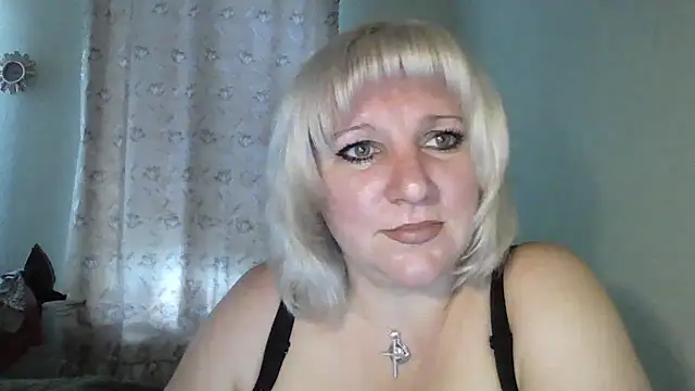 Snapshot of MeilomaWesa chatting on 12, 10, 2025 MeilomaWesa online show from 12, 10, 2025