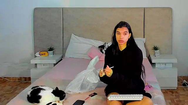 katt pelaez online show from 11, 10, 2025