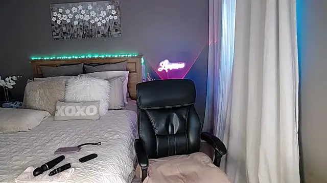 Lenaxox online show from 28, 3, 2026