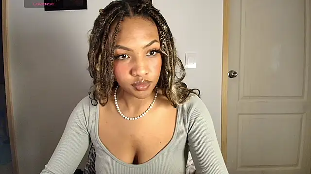 Snapshot of im_alivys_ chatting on 17, 7, 2026 im alivys online show from 17, 7, 2026