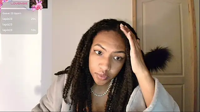 Snapshot of im_alivys_ chatting on 18, 6, 2026 im alivys online show from 18, 6, 2026