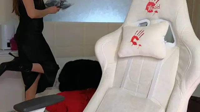 Snapshot of Madi_soon chatting on 14, 2, 2025 Madi soon online show from 14, 2, 2025