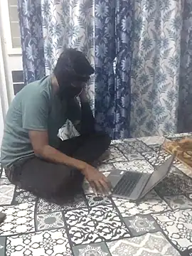 Snapshot of Harsh_Ankita_Couple chatting on 15, 10, 2025 Harsh Ankita Couple online show from 15, 10, 2025
