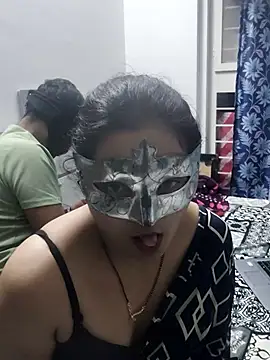 Snapshot of Harsh_Ankita_Couple chatting on 29, 10, 2025 Harsh Ankita Couple online show from 29, 10, 2025
