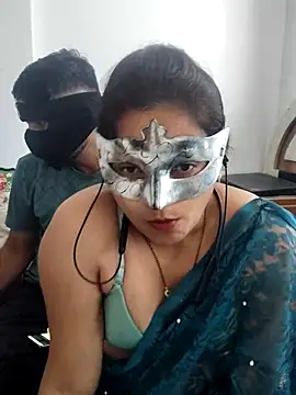 Snapshot of Harsh_Ankita_Couple chatting on 3, 10, 2025 Harsh Ankita Couple online show from 3, 10, 2025