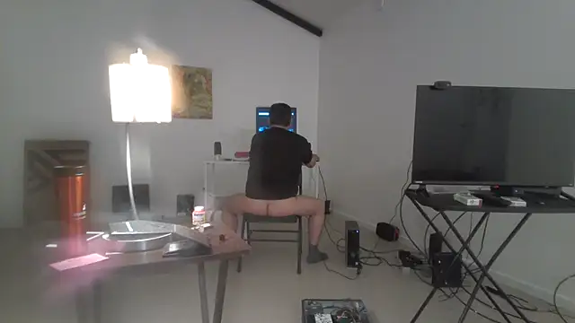 Peachestabby147 online show from 4, 11, 2025