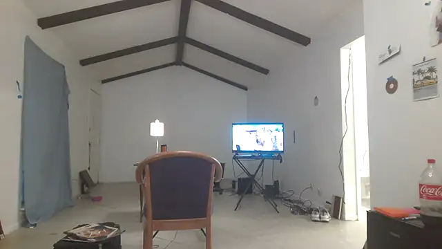 Peachestabby147 online show from 16, 10, 2025