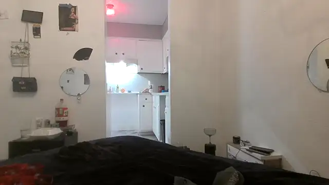 Peachestabby147 online show from 3, 3, 2026