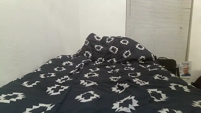 Peachestabby147 online show from 22, 10, 2025