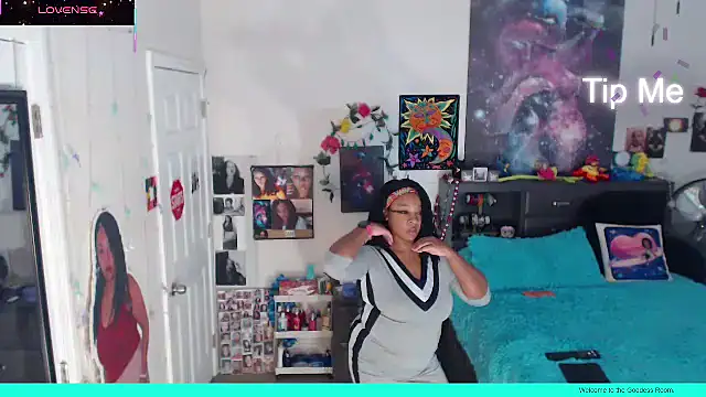 temptressbeauty24 online show from 5, 11, 2025