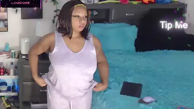 temptressbeauty24 online show from 14, 11, 2025