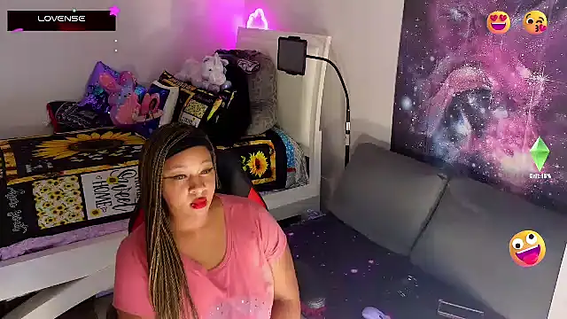 temptressbeauty24 online show from 3, 3, 2025