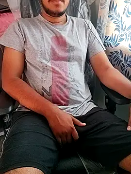 Snapshot of mrshine chatting on 12, 3, 2026 mrshine online show from 12, 3, 2026