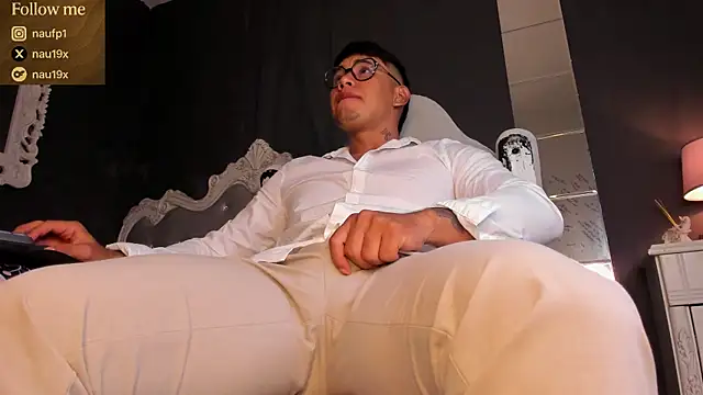 Snapshot of nau_fonseca1 chatting on 6, 11, 2025 nau fonseca1 online show from 6, 11, 2025