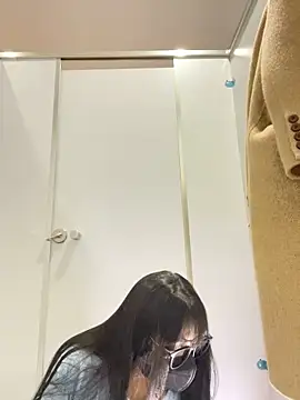 Asia-Lynn online show from 18, 3, 2025