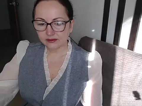 Alma44 online show from 11, 3, 2026