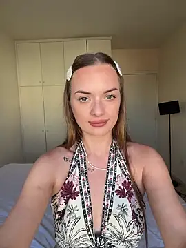 Snapshot of ElenaRebelle chatting on 31, 5, 2026 ElenaRebelle online show from 31, 5, 2026