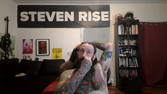 Snapshot of StevenRiseNYC chatting on 31, 5, 2026 StevenRiseNYC online show from 31, 5, 2026