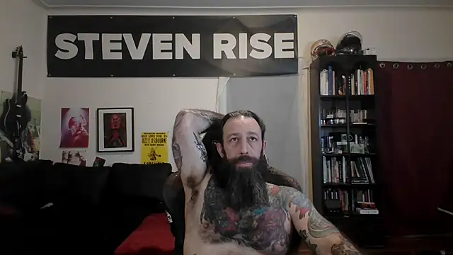 Snapshot of StevenRiseNYC chatting on 9, 6, 2026 StevenRiseNYC online show from 9, 6, 2026