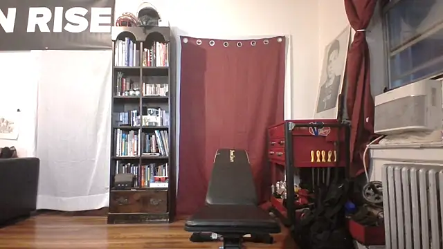 Snapshot of StevenRiseNYC chatting on 10, 6, 2026 StevenRiseNYC online show from 10, 6, 2026