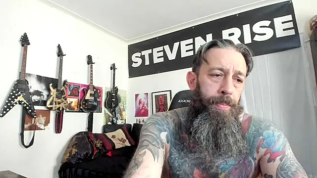 Snapshot of StevenRiseNYC chatting on 7, 5, 2026 StevenRiseNYC online show from 7, 5, 2026