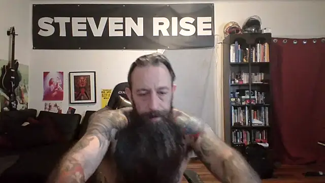 Snapshot of StevenRiseNYC chatting on 23, 5, 2026 StevenRiseNYC online show from 23, 5, 2026