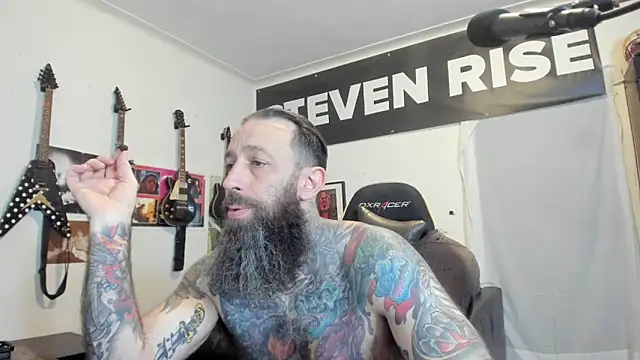 Snapshot of StevenRiseNYC chatting on 28, 4, 2026 StevenRiseNYC online show from 28, 4, 2026