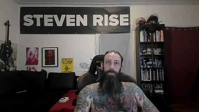 Snapshot of StevenRiseNYC chatting on 12, 6, 2026 StevenRiseNYC online show from 12, 6, 2026