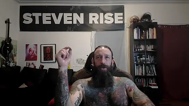 Snapshot of StevenRiseNYC chatting on 2, 6, 2026 StevenRiseNYC online show from 2, 6, 2026