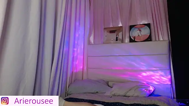 Snapshot of arie_rousee_sub chatting on 28, 11, 2025 arie rousee sub online show from 28, 11, 2025