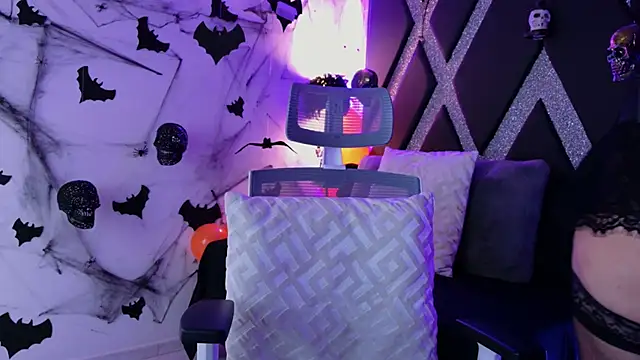 blonde cat15 online show from 31, 10, 2025