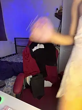 Plaxtique online show from 19, 2, 2026