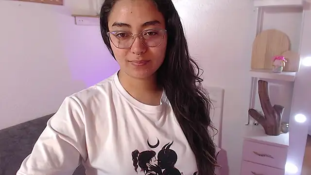  Kim  M online show from 19, 11, 2025