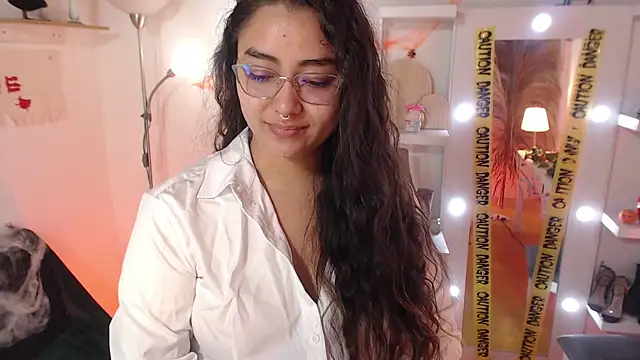  Kim  M online show from 21, 10, 2025