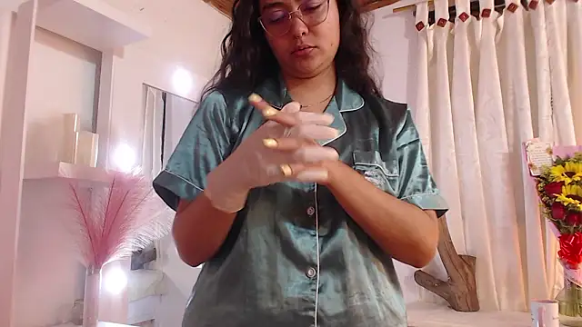  Kim  M online show from 2, 2, 2026