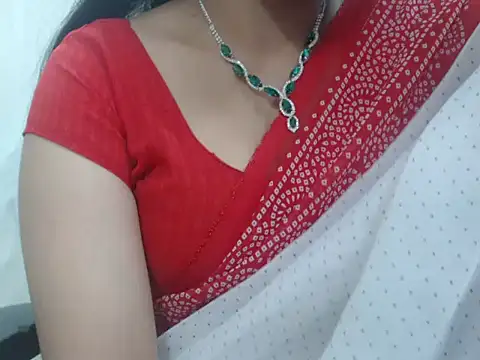 Snapshot of Lovely_Siri_23 chatting on 17, 12, 2025 Lovely Siri 23 online show from 17, 12, 2025