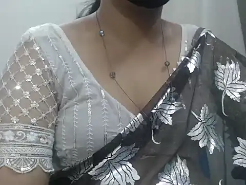 Lovely Siri 23 online show from 24, 4, 2026