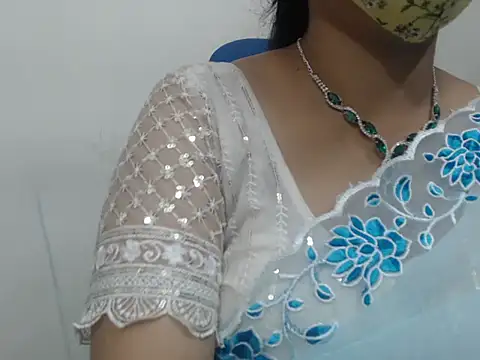 Snapshot of Lovely_Siri_23 chatting on 27, 10, 2025 Lovely Siri 23 online show from 27, 10, 2025