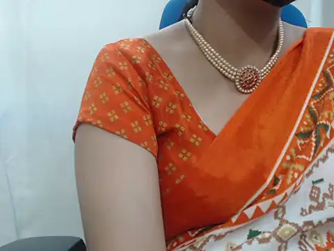 Snapshot of Lovely_Siri_23 chatting on 13, 11, 2025 Lovely Siri 23 online show from 13, 11, 2025