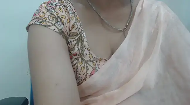 Snapshot of Lovely_Siri_23 chatting on 20, 2, 2025 Lovely Siri 23 online show from 20, 2, 2025