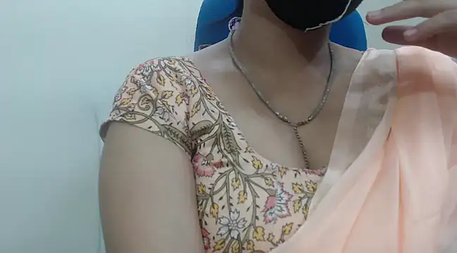 Snapshot of Lovely_Siri_23 chatting on 18, 3, 2025 Lovely Siri 23 online show from 18, 3, 2025